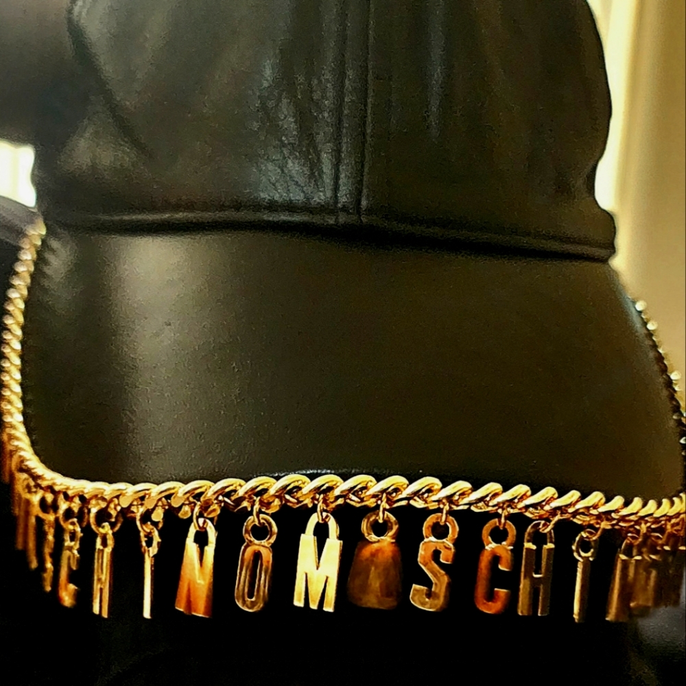 Moschino hat